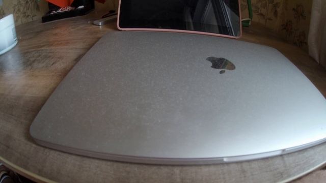 Обзор на iOS 14.0 и сравнение iOS 14.0 с iOS 9.3.5 смотреть онлайн