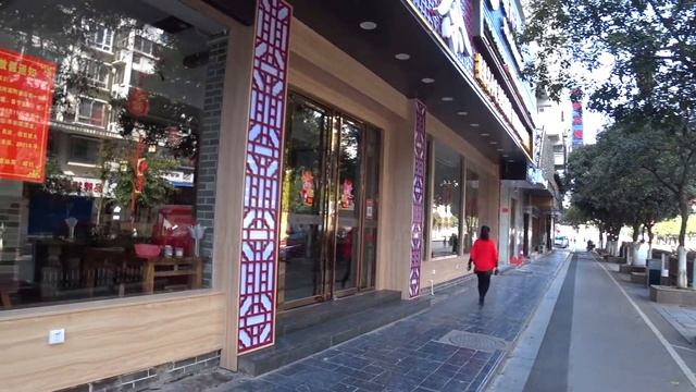 ДЕНЬ ВСЕХ ВЛЮБЛЕННЫХ В КИТАЕ. 14 ФЕВРАЛЯ. ГУЙЛИНЬ. КИТАЙ. VALENTINE'S DAY. GUILIN. CHINA. смотреть онлайн