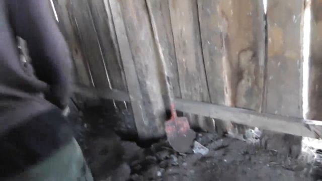 №1. Укрепление столбов на складе пасынками. 17. 08. 2017 смотреть онлайн