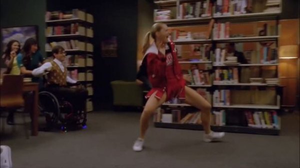 GLEE - Shout (Full Performance)