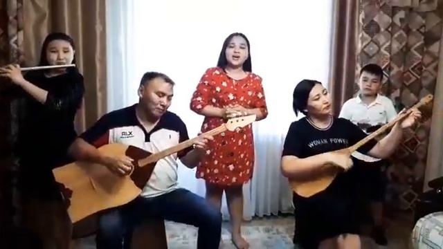 Желсіз түнде жарық ай... смотреть онлайн