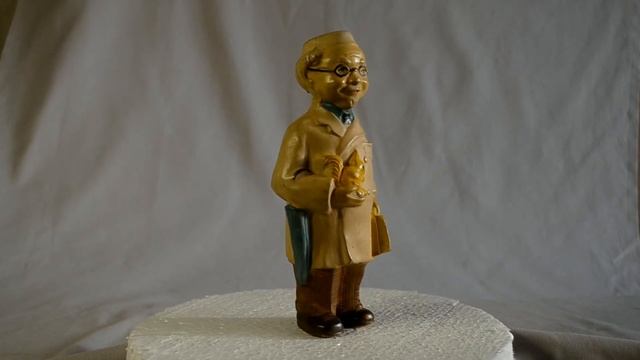 Игрушка - пищалка Доктор Айболит СССР . смотреть онлайн