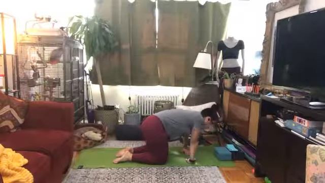 Express Core and Stretch. 8 minutes of abs, 22 minutes of stretching смотреть онлайн