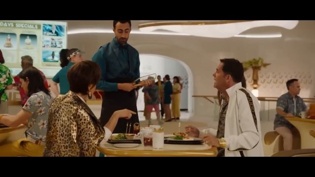 Космический корабль, ставший отелем для богатых, сломался, и им пришлось провести в космосе 3 года