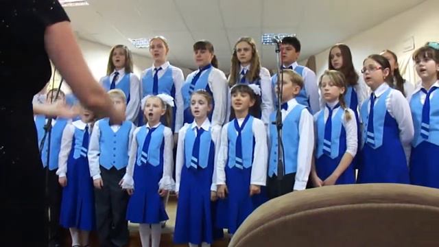 Отчётный концерт младшего хора "Созвучие" 1 ч.(6.05.13) смотреть онлайн