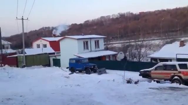 Самодельный отвал Landcruiser 40 в деле смотреть онлайн