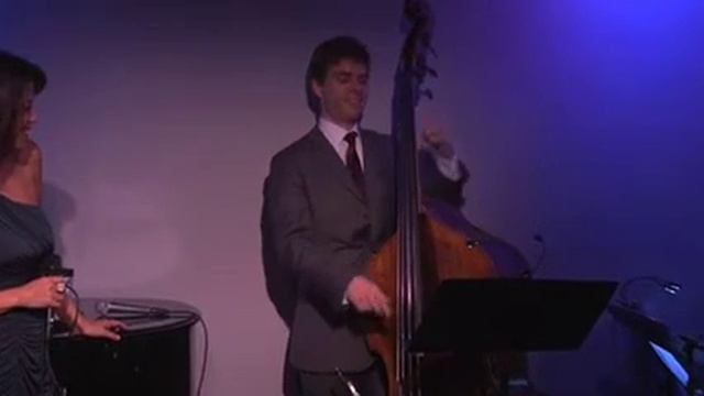 Gloria Reuben - What Are You Doing New Years Eve смотреть онлайн