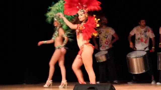 SAMBA SOLO LIVE BATUCADA | Dann смотреть онлайн