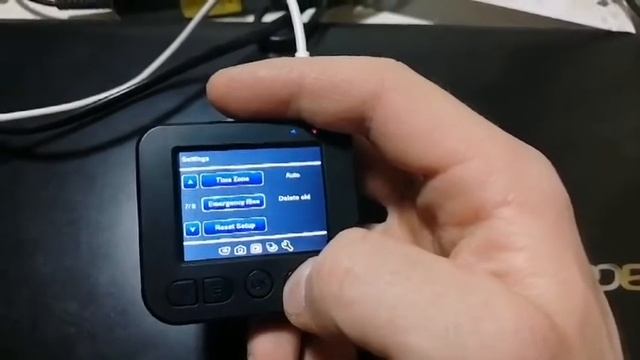 Как настроить/выбрать/изменить язык меню на видеорегистраторе NAVITEL R300GPS смотреть онлайн