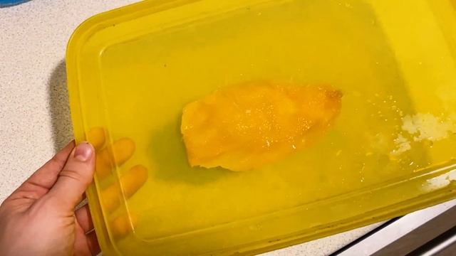 УГАДАЙ ЧТО В КОРОБКЕ ЧЕЛЛЕНДЖ! ? ИГРАЕМ С ДЕТЬМИ смотреть онлайн