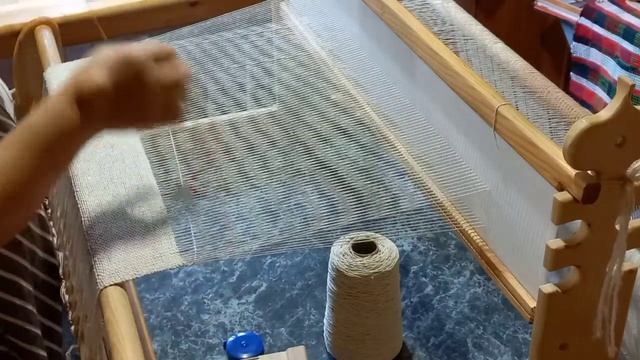 Ткачество палантина из буретного шёлка, лайфхак смотреть онлайн