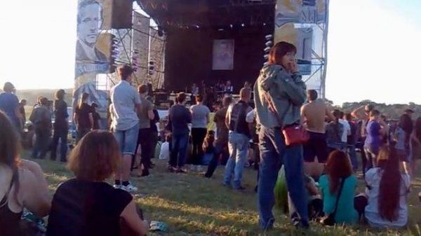 Как удешевили проигрыш соло на гитаре в песни европа