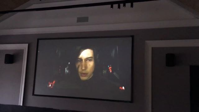 Можно ли смотреть проектор при дневном свете? смотреть онлайн