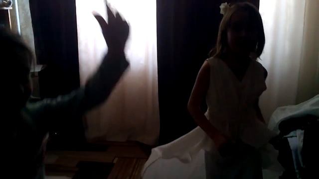 Пока родителей нет дома смотреть онлайн