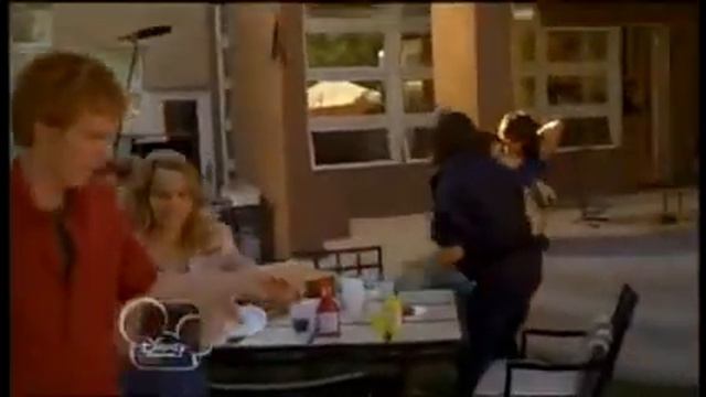 Lemonade Mouth - _More Than a Band_.mp4 смотреть онлайн