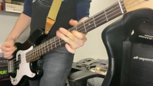 Metallica - The Shortest Straw Bass Cover Kinda (HOW I BROKE MY BASS STRING)
