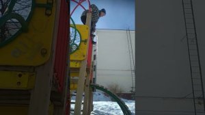 Вот до чего доводит игра синий кит...