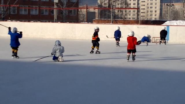 Горох на поле - злобные нытики