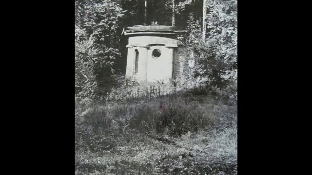 Шуваловский парк: Каменная скамья. смотреть онлайн
