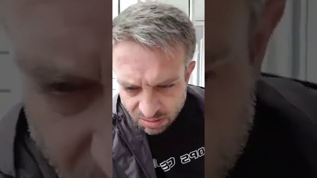 Бухгалтер хочет увидеться с Лисичкой ! смотреть онлайн