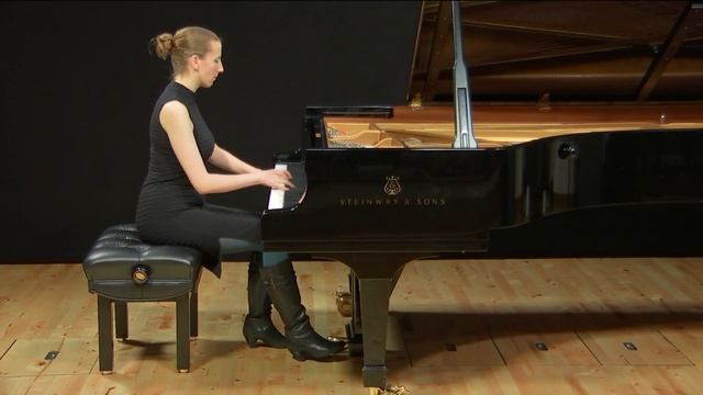 Louise Farrenc - Etude in F Sharp Minor, op. 26 no. 10 (Madelaine Jones) смотреть онлайн