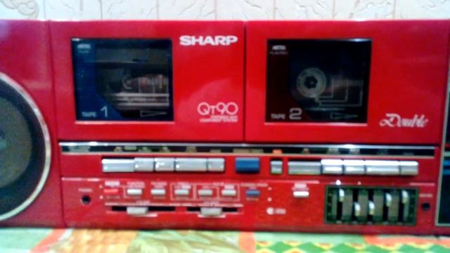 очень редкий по цвету SHARP QT 90 ZR смотреть онлайн