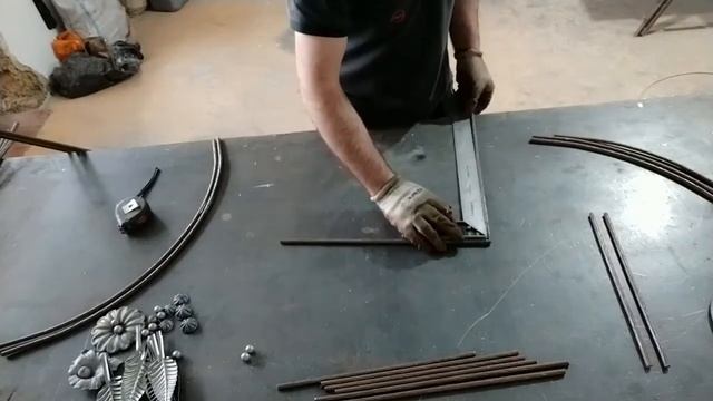 кованый стеллаж своими руками / кованая полка своими руками смотреть онлайн