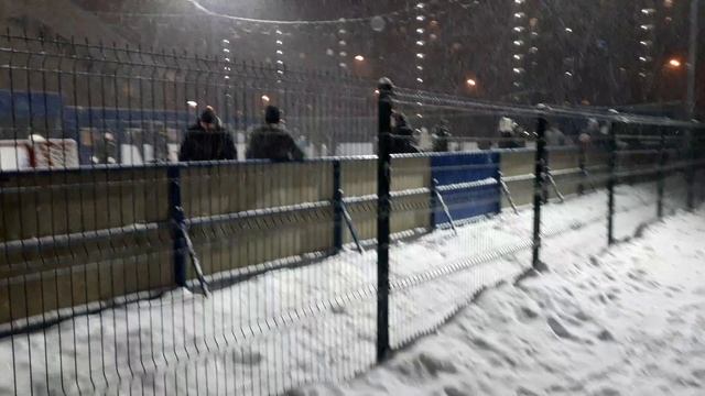 Бесплатные тренировки на Московских катках! смотреть онлайн