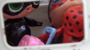 ЛЕДИ БАГ И СУПЕР КОТ СТАЛИ РОДИТЕЛЯМИ! Двойняшек! Малыши пупсики Лол сюрприз lol Даринелка мультики