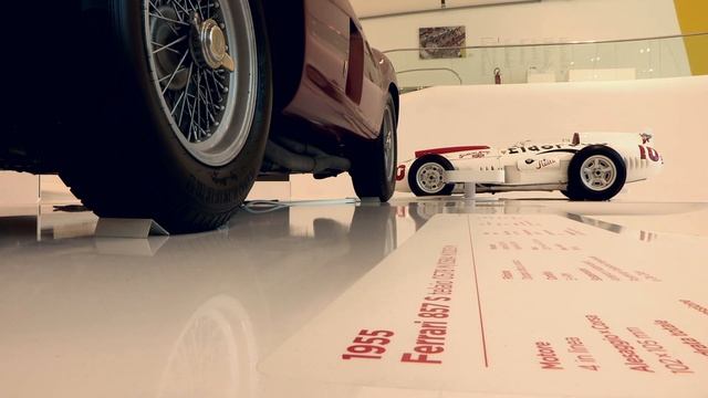 Museo Casa Enzo Ferrari MEF Modena смотреть онлайн