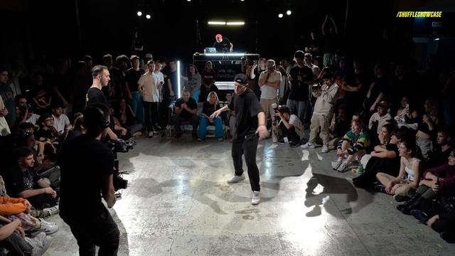 Marbiik vs Maks Karakulin | 1/16Round | The Showcase League 2023 | Shuffle Dance Tournament смотреть онлайн