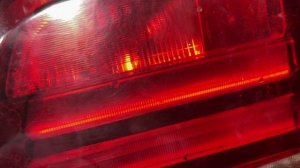 BMW X5 E70 - ТО задних фар на крышке багажника. Не стал ждать пока сгорят диоды-Моем водкой и водой)