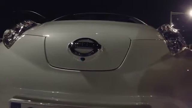 Nissan LEAF: Around View Monitor camera technology смотреть онлайн