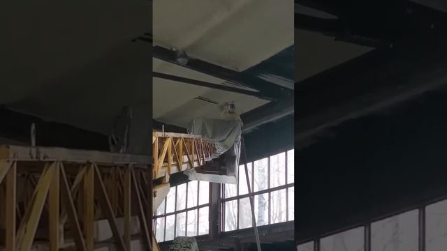 Утепление производственного помещения #ппу #пенополиуретан #утеплениеангара #тепло смотреть онлайн