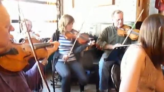 Cape Bretoners Pretending to be Irish смотреть онлайн