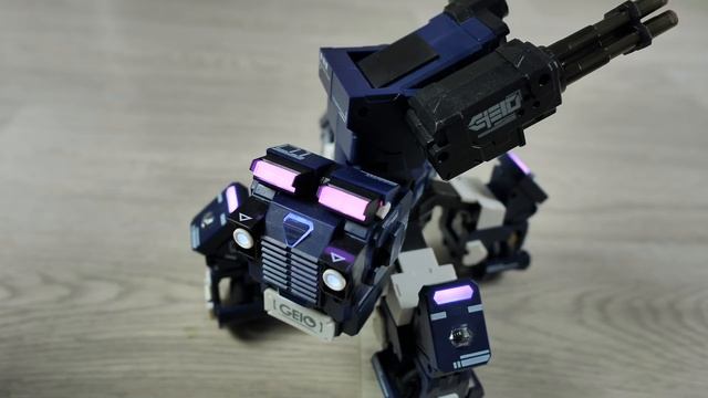 GEIO: ОБЗОР НАСТОЯЩЕГО БОЕВОГО РОБОТА смотреть онлайн