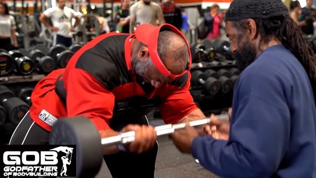 Target The Outer Triceps Head! | Full Arm Exercise Routine Included |