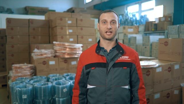 Первый этап монтажа кондиционера - Ремонт квартиры смотреть онлайн