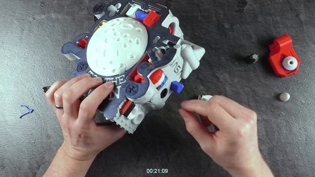 The Crazy "To the Moon" Puzzle Box!! смотреть онлайн