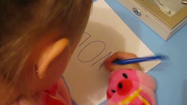 Пишет свое имя ....4,5 года смотреть онлайн