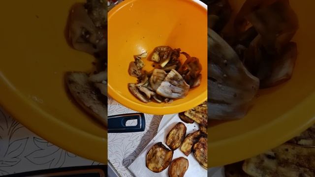 Жареные баклажаны. Они супер вкусные! смотреть онлайн