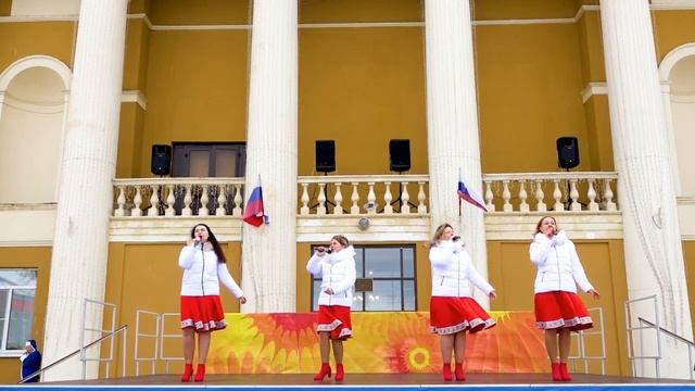Вокальная группа "Леди Vivo" - "Ой снег-снежок" смотреть онлайн
