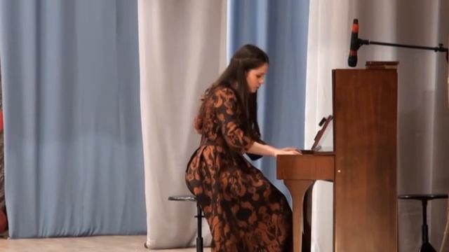 Эдвард Григ - Ноктюрн (до мажор), исп. Евгения Емельянова смотреть онлайн