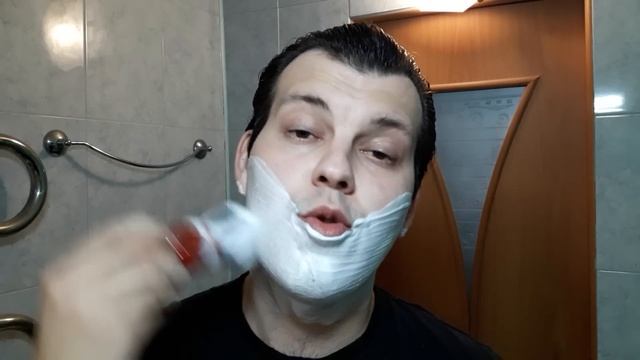 Бритье. RazoRock NOMAD, Yaqi Tuxedo 24mm, RazoRock DE1 Razor, BIC Chrome - Platinum. Shave Review