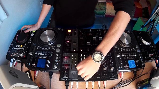Future House Sessions #009 || SRK! смотреть онлайн