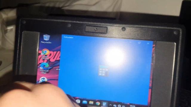 Probably The Worst Computer Capable Of Windows 10 смотреть онлайн