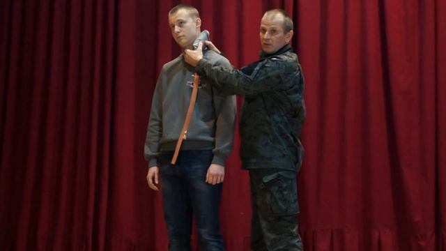 наложение жгута на шею смотреть онлайн