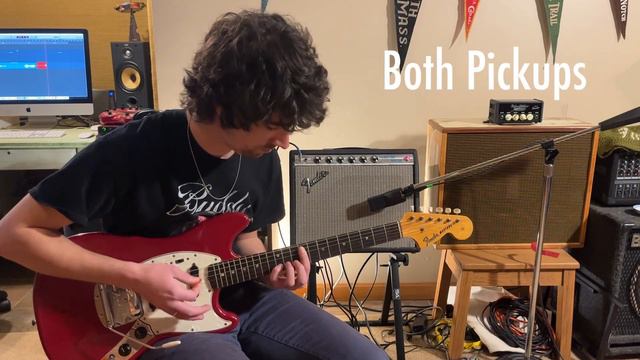 1966 Fender Mustang смотреть онлайн