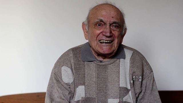"Пътнико свиден, пътнико млад" в изпълнения на дядо Петър смотреть онлайн