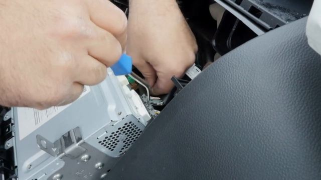 How To Remove and Replace a Car Dashboard (Removal) - 2017 Subaru Forester смотреть онлайн